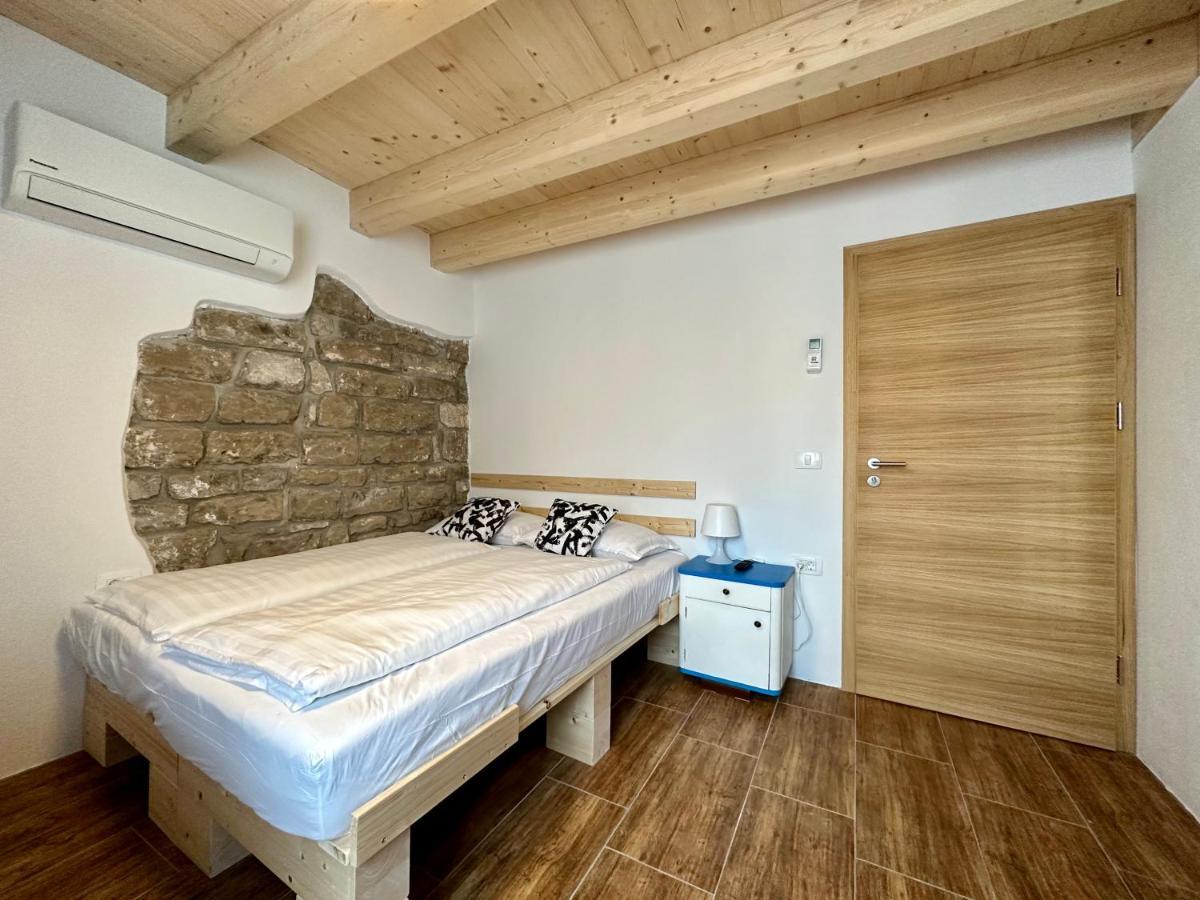 Ferienwohnung House Punta - Hisa Na Punti Piran Exterior foto