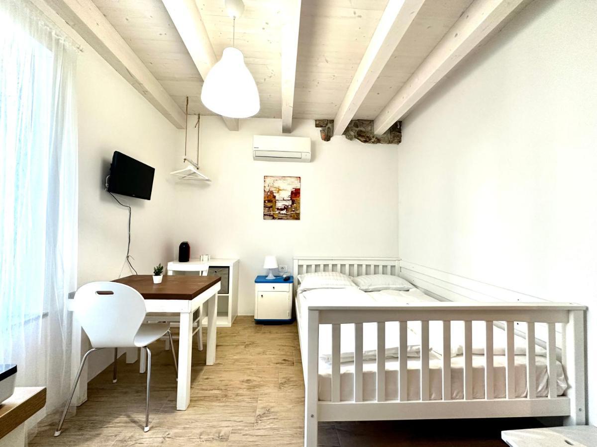 Ferienwohnung House Punta - Hisa Na Punti Piran Exterior foto